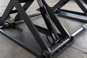 4000 ק "ג 1.2 מ 'סוס רכב מעלית הידראולי מכונית עם אישור ce 1.2 מ' אמצע מיקום מעלית מכונית למכירה - Product Image 5