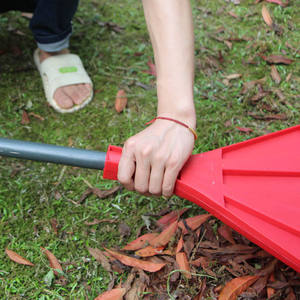 <span class=keywords><strong>Râteau</strong></span> <span class=keywords><strong>professionnel</strong></span> de feuilles de jardin d'herbe de jardin en acier <span class=keywords><strong>à</strong></span> 16 dents d'outils <span class=keywords><strong>à</strong></span> main de nettoyage pour l'agriculture - Product Image 2