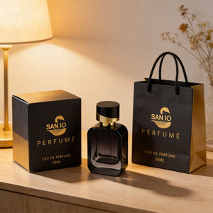 Vente directe Nouvelle bouteille <span class=keywords><strong>de</strong></span> <span class=keywords><strong>parfum</strong></span> <span class=keywords><strong>de</strong></span> luxe vide carrée fantaisie en ambre 50 ml avec col serti, logo personnalisé et boîte sur mesure - Product Image 1