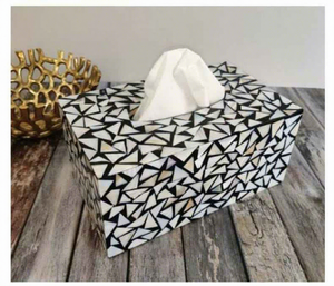 Boîte à mouchoirs et support décoratif de luxe faits à la main en os incrusté, écologiques et de designer, accessoire de maison Tradebyd - Product Image 1