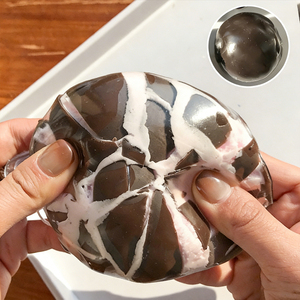 Balles croquantes en chocolat noir à la menthe, faites à la main en TPR, les plus populaires, jouets d'exercice manuel, cadeaux et souvenirs de fête pour enfants et adultes - Product Image 3