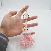 Kit de ganchillo artesanal al por mayor para llavero de pulpo, adorno de peluche tejido, llavero de hilo, adornos de animales de peluche colgantes