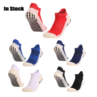 Chaussettes de football supérieures antidérapantes en stock Chaussettes de football à la cheville de haute qualité Chaussettes de sport antidérapantes