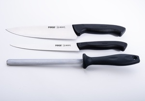ชุดมีดทำครัวระดับมืออาชีพ Pirge Ecco 3 ชิ้น พร้อมกระเป๋าแบบม้วน มีดเชฟ 19 ซม. มีดหั่น 17 ซม. พร้อมเหล็กคมมีด สแตนเลส - Product Image 4