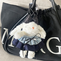 Porte-clés personnalisé en peluche lapin blanc Kawaii avec pull et salopette en jean, décoration de sac à dos, jouet en peluche, cadeau de vacances