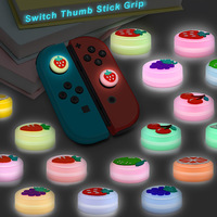 Vente chaude 4 Pcs Pack Fruit Pattern Joystick Thumb Grip Controller Silicone Thumb Stick Grips Cover pour Nintendo Switch Lite