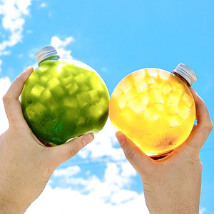 Vòng Hình Dạng 350Ml 12Oz Trong Suốt Nhựa Rỗng Chai Nước Trái Cây Mềm Uống Container Cho Sữa Đồ Uống Với Vít Trên Cap - Product Image 1