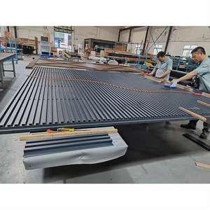 Master Home <span class=keywords><strong>Porte</strong></span> <span class=keywords><strong>de</strong></span> <span class=keywords><strong>garage</strong></span> moderne en aluminium Montage encastré personnalisé 16x7 16x8 9x7 10x10 Tilt-Up Fold Black Grill for Villas - Product Image 6