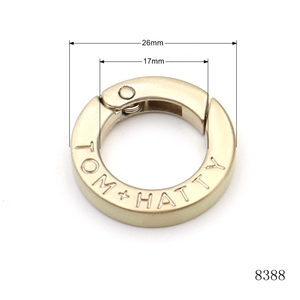 Túi xách có thể mở ra <span class=keywords><strong>O</strong></span> <span class=keywords><strong>Ring</strong></span> chải vàng mùa xuân <span class=keywords><strong>O</strong></span> <span class=keywords><strong>Ring</strong></span> logo khắc kích hoạt kim loại vòng Túi Xách Phụ Kiện phần cứng - Product Image 5