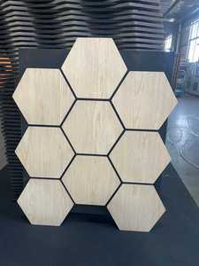 Panneaux acoustiques hexagonaux modernes combinables avec placage <span class=keywords><strong>bois</strong></span> MDF insonorisant, design graphique écologique pour hôtel, bureau, maison - Product Image 2