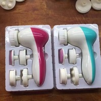 Brosse nettoyante pour le visage en silicone 5-en-1, nettoyage en profondeur étanche, épurateur rotatif pour le visage, outils de massage et de maquillage, nettoyant, vente en gros
