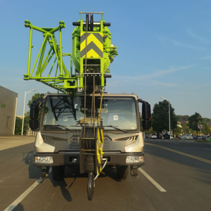 Gebrauchter Zoomlion 41m <span class=keywords><strong>25</strong></span> Tonnen Mobilkran mit Motorgetriebe zum Verkauf - Product Image 1