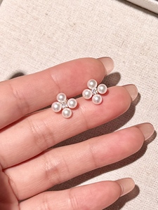 ต่างหู UM Jewelry เงินแท้ 925 รูปโคลเวอร์ประดับมุกน้ำจืดและเพทายสีขาว สำหรับทุกเพศ เหมาะเป็นของขวัญวันครบรอบหรือใช้ในชีวิตประจำวัน - Product Image 2