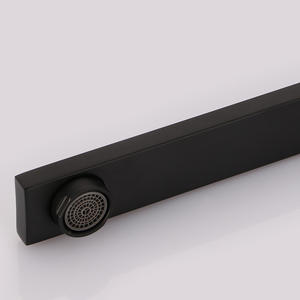 Reloj inteligente de cocina con caño de estreno mundial, rotación de 360 grados y luego grifo mezclador, grifo de lavabo de acero inoxidable para cocina, negro clásico - Product Image 2