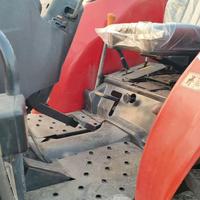 Tracteur à roues d'occasion Yanmar YT704 70 CV Moteur diesel 4 cylindres Boîte de vitesses 4x4 TDF 540/1000 tr/min PTO 500-1500 heures Rouge Noir 80% Neuf