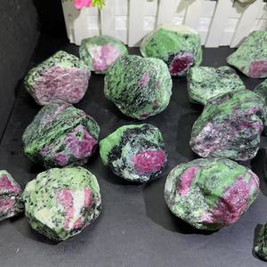 Kindfull tự nhiên bán buôn Chất lượng cao <span class=keywords><strong>Ruby</strong></span> trong zosite đá thô để bán - Product Image 2