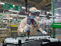 Ligne de production de téléviseurs semi-automatique, système de convoyeur pour l'assemblage de téléviseurs LCD LED pour usine d'électronique