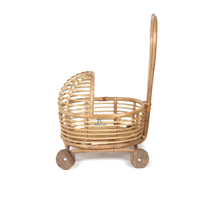 Vente en gros de mini chariots en rotin faits à la main écologiques pour enfants landau de poupée - Product Image 3