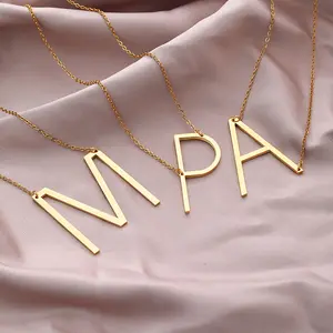 Collier de lettres plaqué or 18K pour femmes et filles, collier en acier inoxydable avec initiale inclinée avec nom A-Z