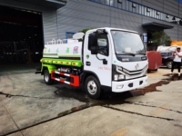 Camion-citerne à eau Dongfeng 5 m³ 4x2, arroseur routier, capacité 5000 L, directement de l'usine