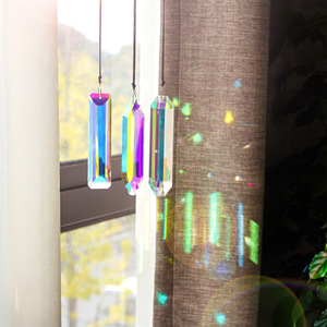 Pendentif Prisme Hexagonal Suspendu 120mm Couleurs AB Certifié CE Attrape-soleil en Cristal pour Décoration d'Intérieur et Artisanat - Product Image 6