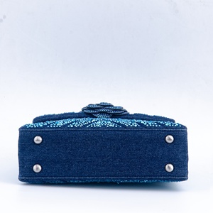 Sac à main de luxe bleu royal à paillettes, pochette en velours ornée de cristaux avec motif floral 3D, sac de soirée glamour pour femmes - Product Image 4