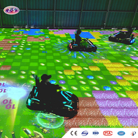 Interaktives Indoor-Go-Kart-Rennspiel mit Mehrspieler-Funktion und Immersiver Projektionsfahrerfahrung für Resorts