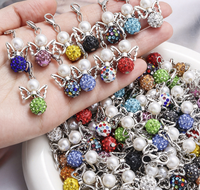 Porte-clés ange gardien en métal argenté avec boule en strass colorée et pendentif imitation perle, souvenirs et cadeaux pour baptême, mariage, fête