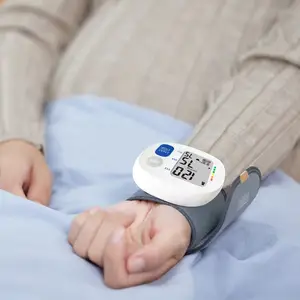 Uso domestico misuratore di pressione sanguigna digitale da polso muslimate