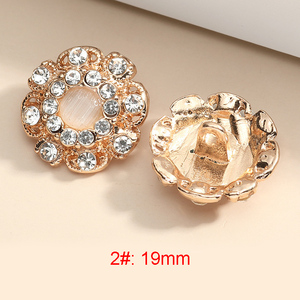 22Mm Thời Trang Vàng Kim Loại Mạ Hình Bầu Dục Vuông Vòng Hoa Hình Chân Trang Trí Ngọc Trai <span class=keywords><strong>Rhinestone</strong></span> Nút Cho Phụ Nữ Quần Áo - Product Image 2
