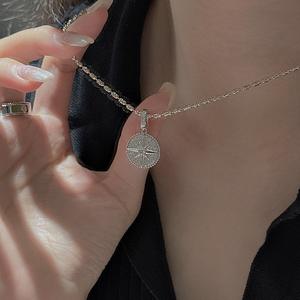 Colgante de Plata de Ley S925 con Microincrustaciones de Circonita, Estilo Vintage Simple y Moderno, Estrella de Seis Puntas con Diseño de Nicho - Product Image 2