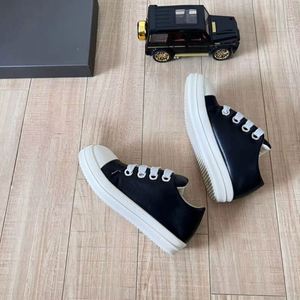 Sneakers rétro de luxe pour hommes et femmes, semelle épaisse, cuir véritable de haute qualité, lacets, bout pointu, style gothique sombre, décontractées, printemps, hiver, été - Product Image 5