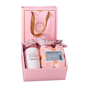 Juego de Regalo de Cerámica de Lujo Personalizado YKT para Bodas, Navidad, Pascua - Taza de Café con Logotipo Personalizado para Invitados con Toalla - Product Image 3