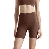 Shorts de fitness taille haute en nylon velours pour femme, coupe ajustée, pour yoga et musculation, trois-quarts, effet fessier galbé, finition double face brossée