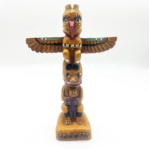 कला आकृति हस्तनिर्मित रेसिन स्मारिका टोमटम पोल मूर्ति लानेका सोवेर - Product Image 2