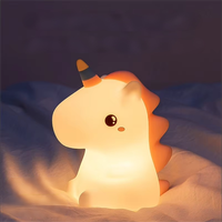Großhandel Niedliches Einhorn LED Warmweißes Batteriebetriebenes USB-Aufladbares Silikon-Nachtlicht für Kinder Baby Schlafzimmer