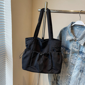 Nhà máy sản xuất túi Tote thông thường hàng ngày nhẹ thời trang và phù hợp cho cả công việc và việc vặt - Product Image 1