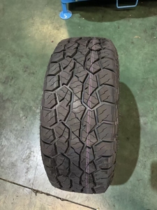 Pneus tout-terrain FLOURISH A/T FC60 toutes saisons 235/70R16 265/65R17 avec maniabilité sur route sèche et humide, haute stabilité pour SUV - Product Image 5