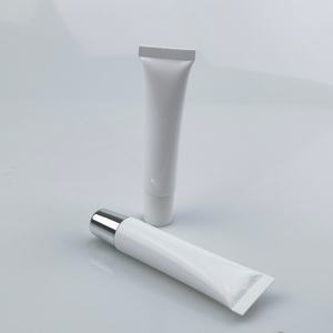หลอดลิปกลอสพลาสติกขนาด 8 มล. 10 มล. 15 มล. บรรจุภัณฑ์เครื่องสำอางแบบนิ่ม หลอดนิ่มขนาดเล็กสำหรับบาล์ม แบรนด์ส่วนตัว - Product Image 6