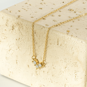Ensemble de bijoux romantiques en acier inoxydable plaqué or 18 carats, design en forme de V, serti de diamants, en forme de cœur - Product Image 4