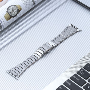 Nueva banda para <span class=keywords><strong>Apple</strong></span> <span class=keywords><strong>Watch</strong></span> ultra Titanium Band 49MM, <span class=keywords><strong>Apple</strong></span> <span class=keywords><strong>Watch</strong></span> ultra Titanium Band Reemplazo para IWatch <span class=keywords><strong>Series</strong></span> <span class=keywords><strong>8</strong></span> - Product Image 5