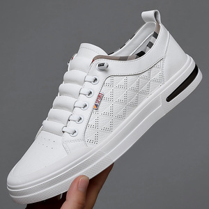 Men's <b>White</b> Lace-Up Sneakers Geometric Pattern Breathable Mesh Lining Rubber Outsole Round Toe Low <b>Heel</b> Walking Shoes - Product Image 1