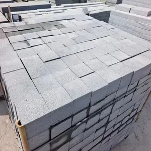 Wholesale Cheap 10*10 Sesame Black Gray Granite Floor Tumbled Stone Outdoor Stone