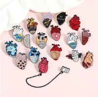 Broches anatomiques mignonnes en émail en forme de cœur, broche médicale d'anatomie et de neurologie pour médecin et infirmière, sac de revers, badges cadeaux