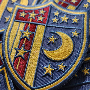 Хит продаж, геральдическая нашивка, 3D железо на лунных звездах, щит, вышивка, нашивка, жакет - Product Image 3