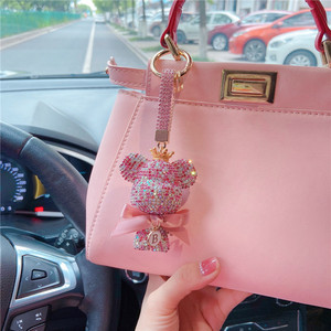 Porte-clés Ours Cartoon Fait Main avec Strass – Accessoire Promotionnel Scintillant pour Clés - Product Image 2