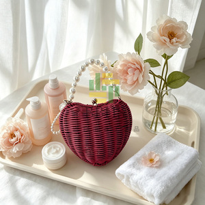 Nuevo Bolso de Mano Casual Moderno y Personalizado con Adornos de Perlas en Forma de Corazón, Tejido a Mano, para el Día de San Valentín - Product Image 4
