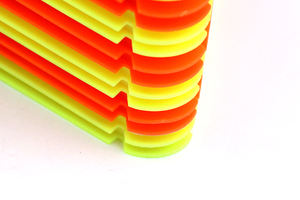 サッカーカスタムロゴ安いノベルティフラット折りたたみ式トライアングルディスクPe交通速度敏捷性スポーツトレーニングサッカーコーン - Product Image 5