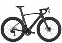 Vélo de course léger en fibre de carbone à module élevé 700C, avec passage de câbles interne, jante ondulée, freins à disque hydrauliques R7120