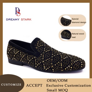 Chaussures habillées Oxford de luxe pour hommes en cuir de vachette et daim, faites à la main, de haute qualité, avec motif spécial, personnalisables avec logo du fabricant - Product Image 6